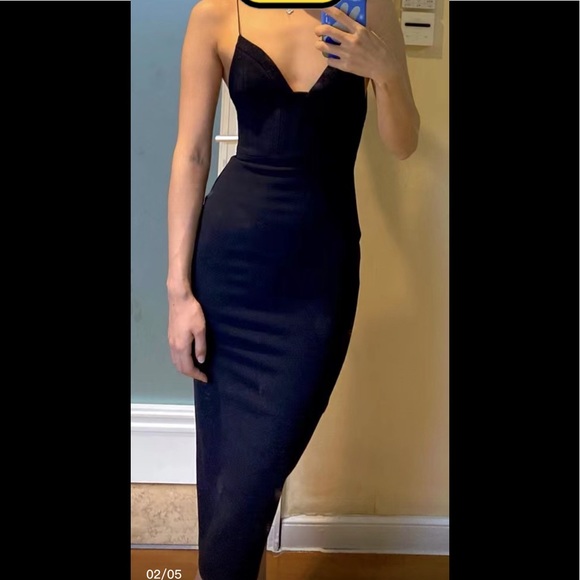 Alex Perry - Picture 6 of 8